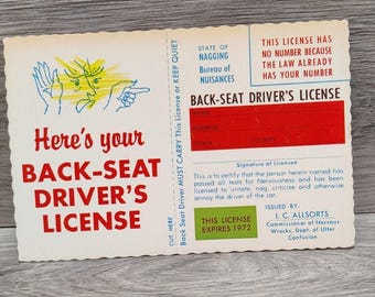 Postkarte ist hier, Deine Rücksitz-Führerschein-Humor-Karte