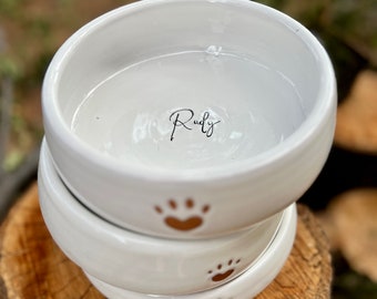 Handmade Vietri ceramic bowl for dogs and cats. 3 variants, customizable with hand-painted name or phrase.