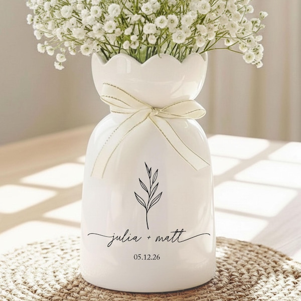 Custom Engagement Gifts Flower Vase,Wedding Vase Gift,Ceramic Flower Vase for Wedding,Gift for Newlyweds,Wedding Anniversary Gift for Couple