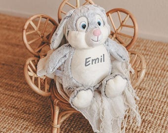 Plüschtier Hase personalisiert, Babygeschenk Geburt, Geschenk Geburt, Plüschtier Hase mit Namen, Kuscheltier personalisiert, Ostergeschenk