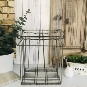 Large Vintage Metal Wire Egg Carton Crate Box, Antique Wire Basket, Metal Basket, Farmhouse Decor, Garden Decor, Metal Storage, Rustic 16''