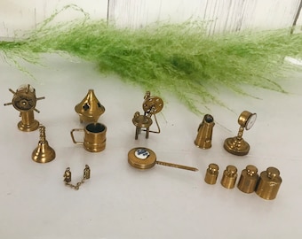 ヴィンテージ ミニチュア真鍮糸車 - アンティーク ミニチュア装飾_