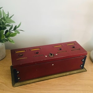 Rare Vintage 1929 Tudor Home Budget Bank 4 Tins, No Keys Metal Box,Tudor  Metal Money Bank, Retro Bank, Collectible, Home Decor, Tin Bank
