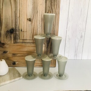 Ensemble de 6 récipients à dessert vintage avec couvercles, Tupperware vintage, tasses grises, Tupperware #754 Jello Pudding Cups