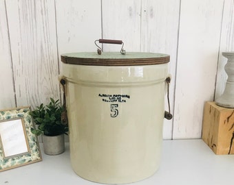 Five Gallon Crock,  Alberta Potteries Large Pot 5, Old Crock, Redcliff ALTA Stoneware, Pottery Crock Wodden Lid, Rare Crockpot Medalta 15&#39;&#39;