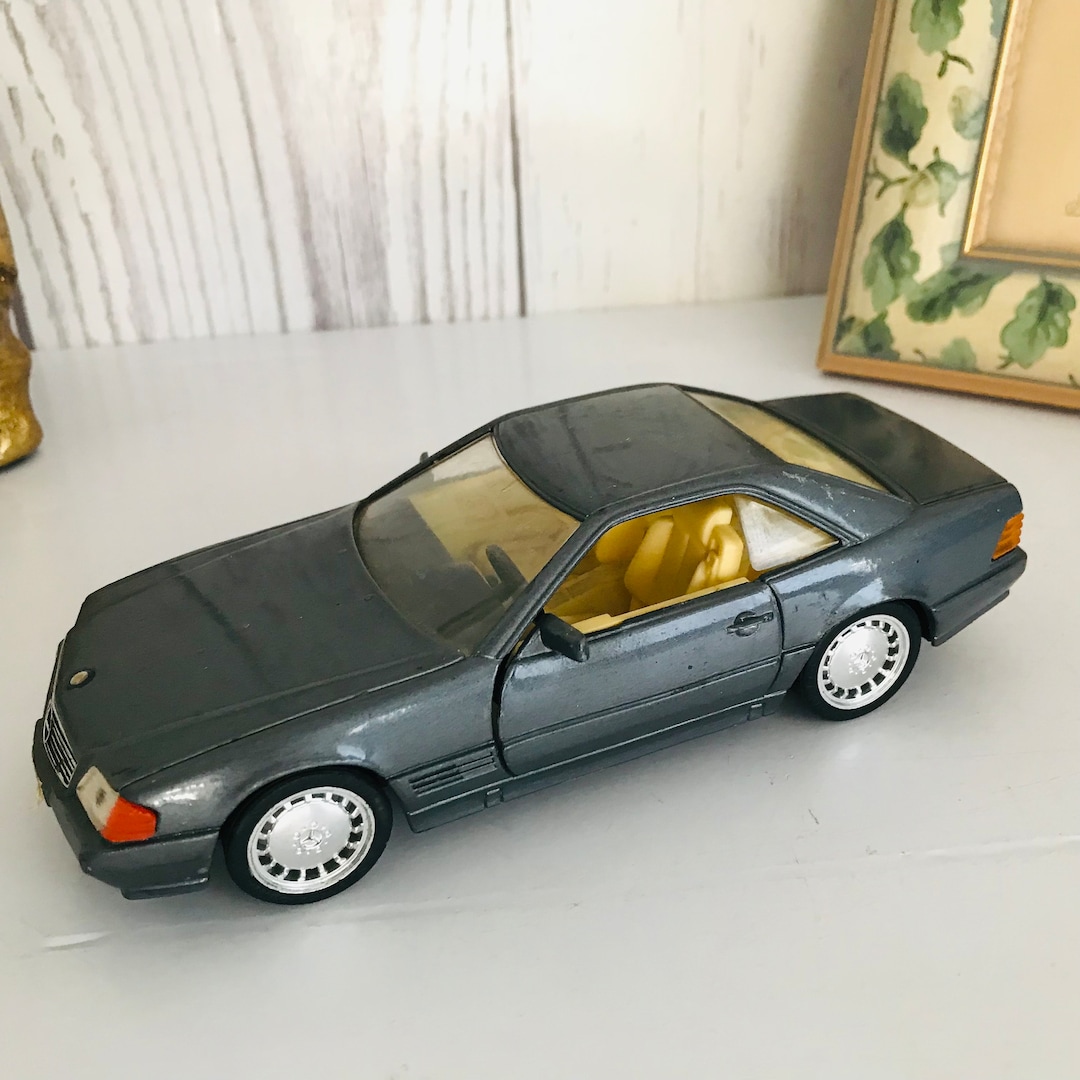 Carson Dickie Collector line Mercedes Benz 500 SL coupe cabriolet grise