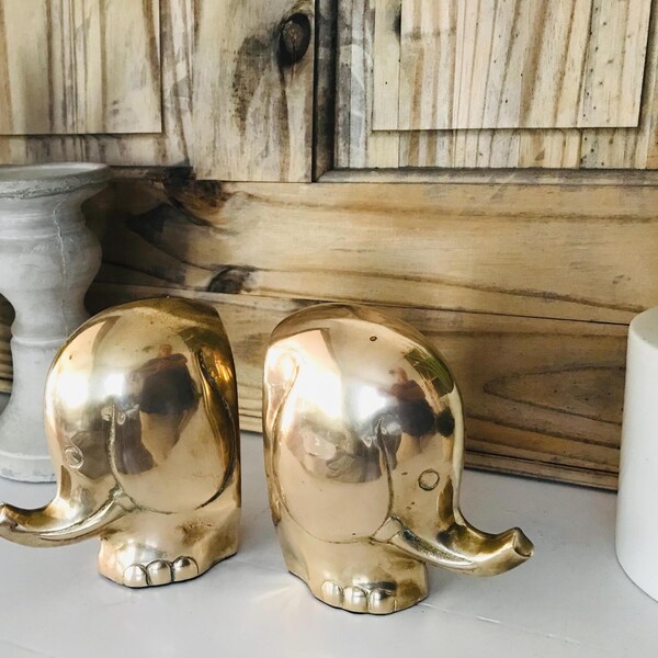 ELEPHANT BOOKEND