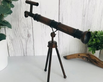 Vintage metalen replicatelescoop, bureaudecortelescoop, kleine telescoopreplica, kustdecor, woondecoratie, hedendaags decor, 15&#39;&#39;