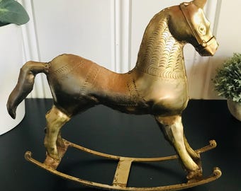 Caballo balancín de estilo vintage, estatua tradicional y realista | Decoración para la casa a caballo balancín | Para familia, estudiantes, adultos, hombres, mujeres, casa, oficina, escritorio y Caballo balancín de estilo vintage, estatua tradicional y realista | Decoración para la casa a caballo balancín | Para familia, estudiantes, adultos, hombres, mujeres, casa, oficina, escritorio y