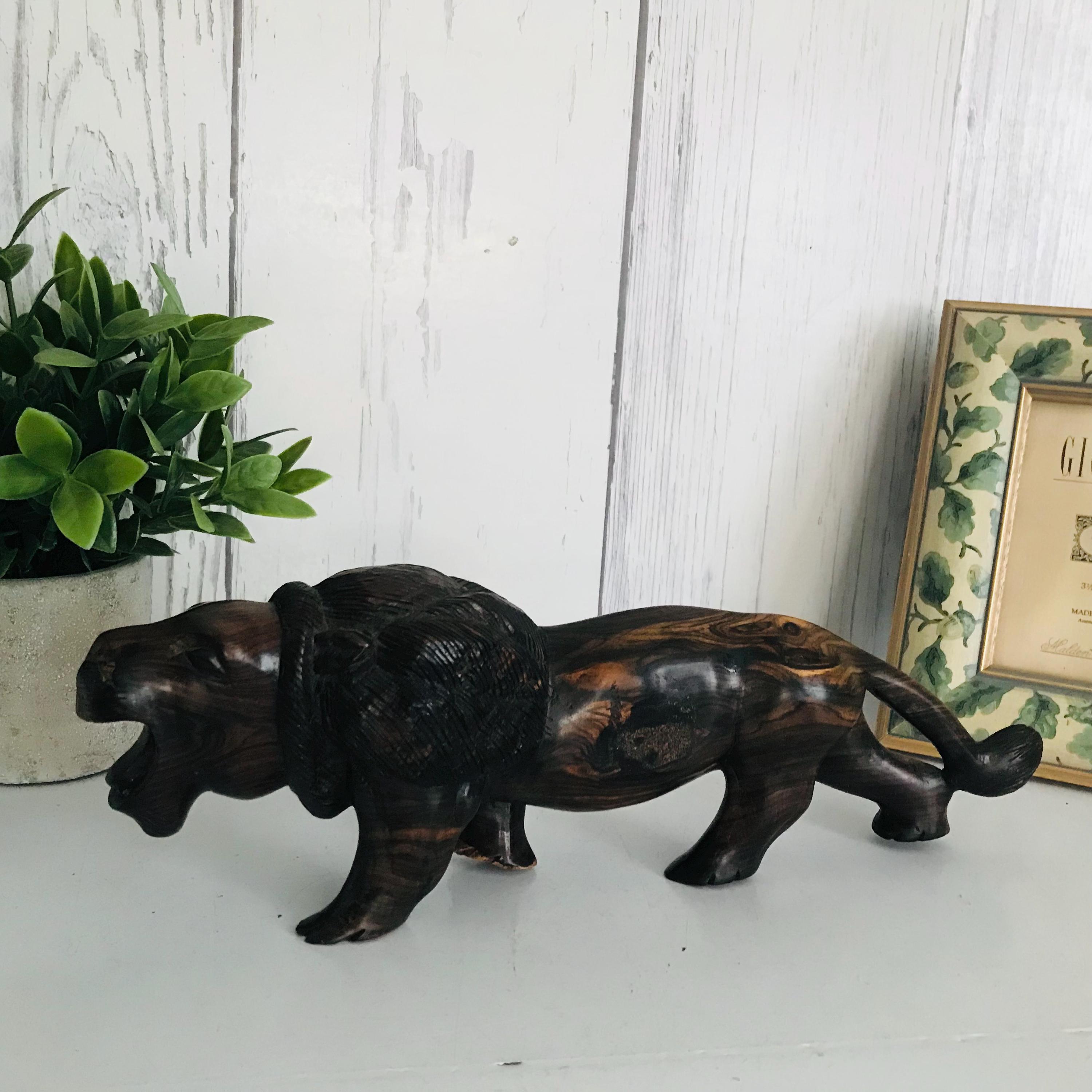 Vintage Ebony Statue, Male Lion Sculpture, Ebony Lion Sculpture, Lion Wooden Ornament, Animal Lovers, Lion Statue, Home Decoration, Lion