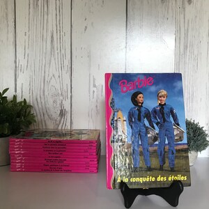 Vintage Barbie, Vintage Barbie & Friends Easy Reader Chapter Books, Vintage Barbie Books, French Books, Pink Book, Kids Room, Library Decor