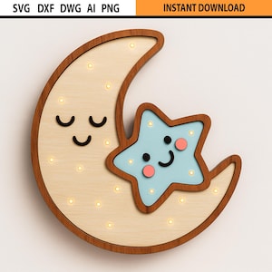 Pode incluir: Luz noturna de madeira com uma lua e uma estrela. A lua é bege claro com uma borda marrom escura e um rosto sorridente. A estrela é azul claro com uma borda rosa e um rosto sorridente. O texto "SVG DXF DWG AI PNG" e "INSTANT DOWNLOAD" está no topo.