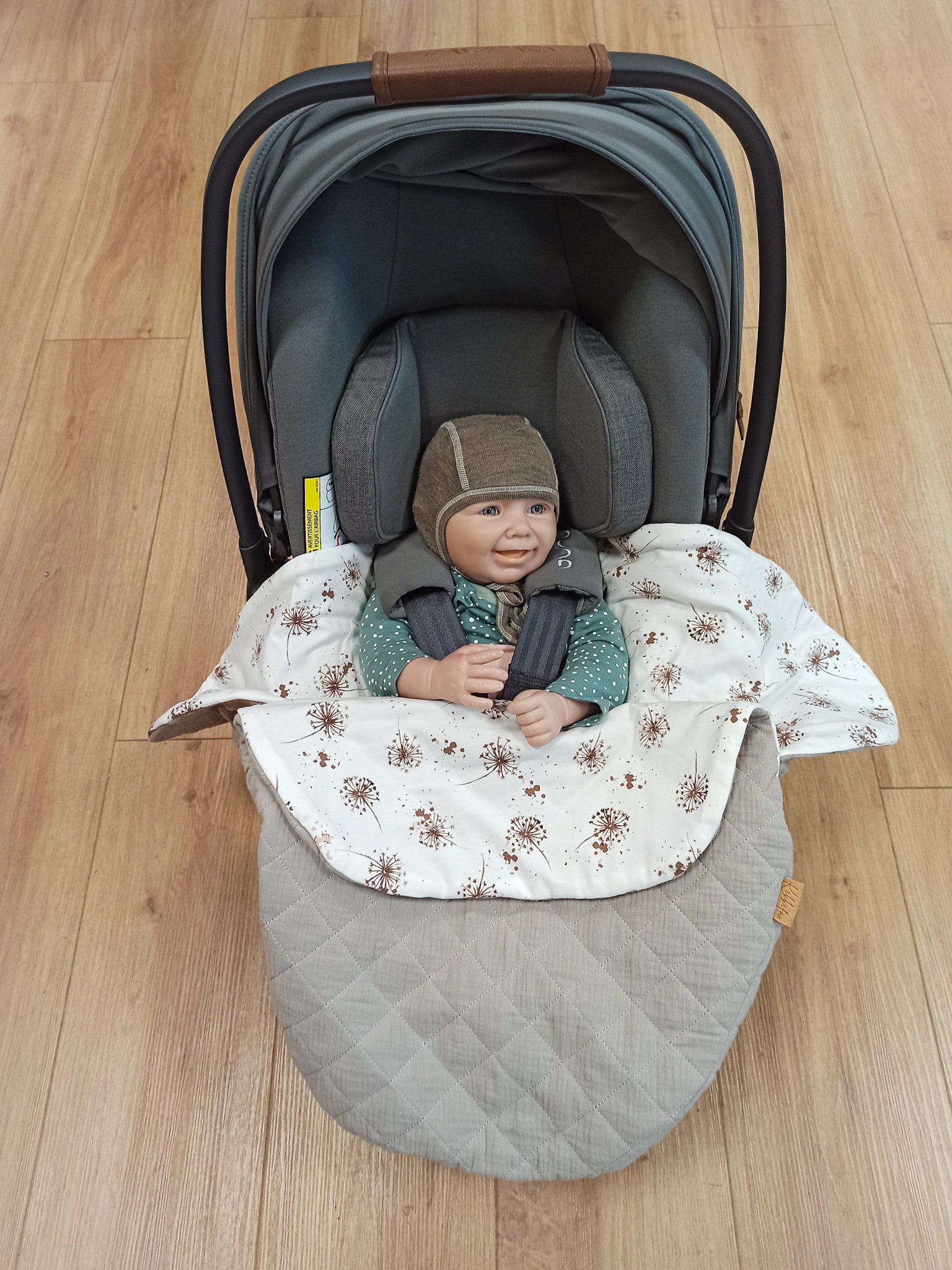 Baby car seat pad -  Schweiz