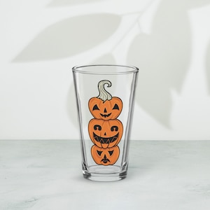 Halloween themed pint glass- pumpkins