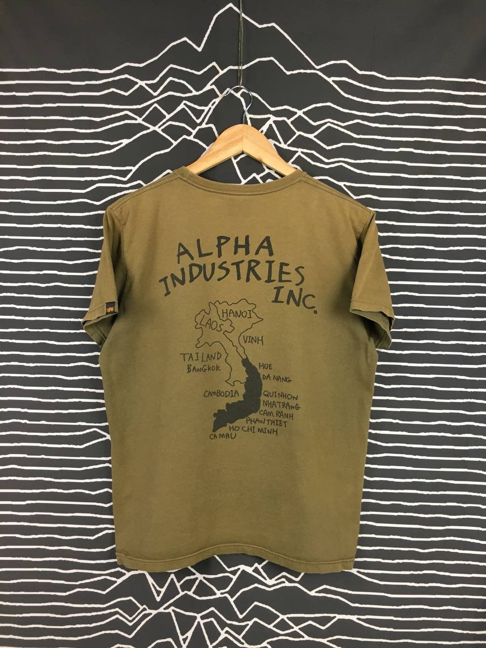 Alpha Industries Inc. Vietnam Maps Tee / Sportswear Streetwear Brand American Japanese Japanese / T M Size T Shirt Shirt Military Etsy 