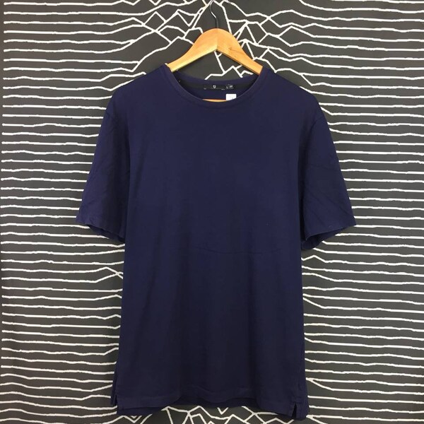 J + Jil Sander Uniqlo Essential Navy Blue Tee / Luxus /Antwerp Six / 90er Jahre Modemarke T-Shirt Größe L