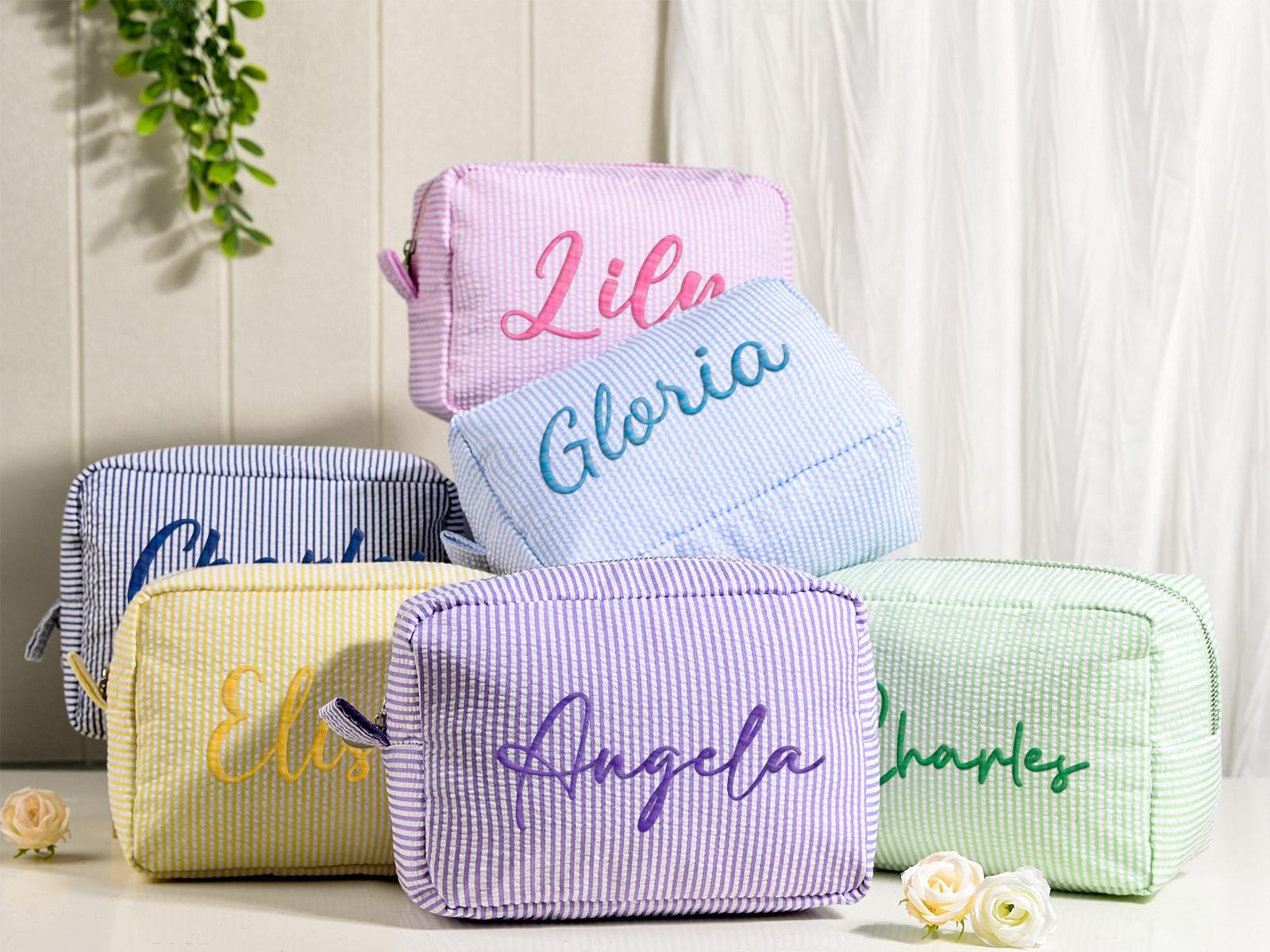 Personalized Seersucker Cosmetic Bag, Custom Bridesmaid Makeup Bag, Monogrammed Toiletry Bag, Bridesmaid Gift for Her, Bridal Party Favor