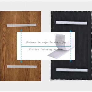 May include: Close-up of a cushion fastening system with two pieces of hook and loop fastener. The system is shown attached to a wooden surface and a black fabric surface. The text "Sistema de sujeci&oacute;n del coj&iacute;n" and "Cushion fastening system" is visible.