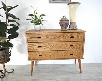 Chest of drawers in oak  / Wooden Dresser, Ref. 3001