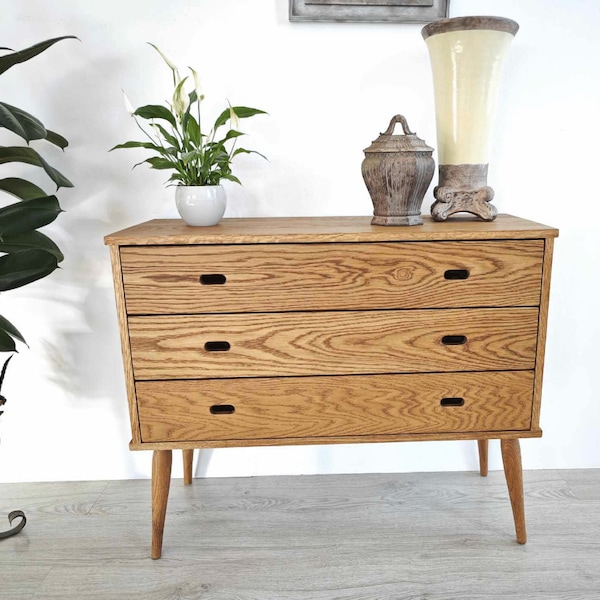 Chest of drawers in oak  / Wooden Dresser, Ref. 3001