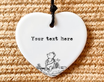 Tu mensaje aquí. Cerámica personalizada con diseño de Winnie the Pooh.
