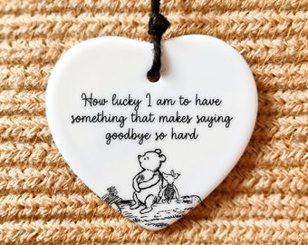 ¡Qué suerte tengo! Regalo de Winnie the Pooh: Corazón de cerámica para decir adiós.