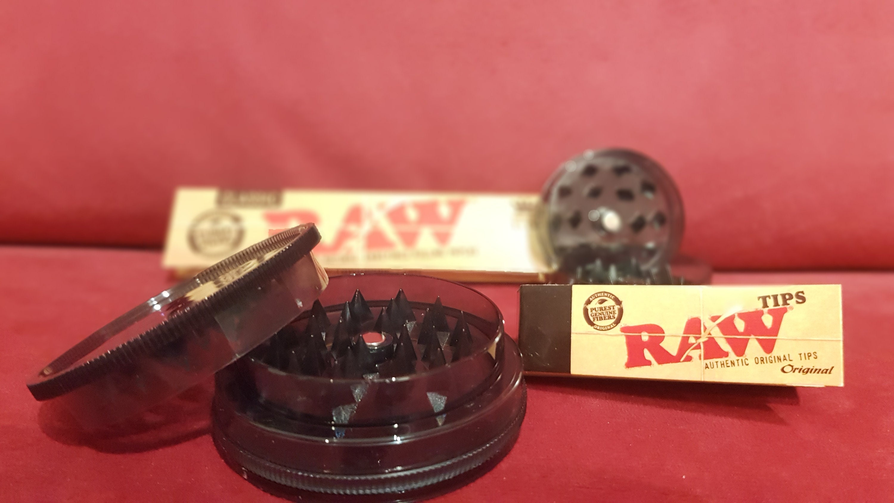 RAW x Hammercraft Grinder Red 2.5in
