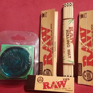 Raw Small Medium Rolling Tray Kit Gift Set Raw Classic Organic Tips Grinder  Set 3 -  Denmark