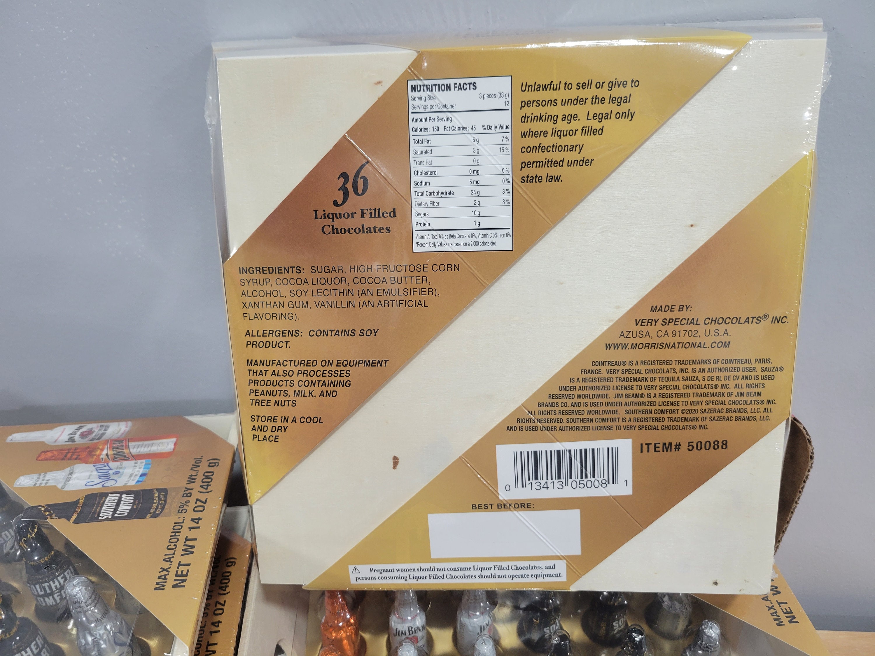 VSC 36pcs Liquor Filled Chocolates in Gifted Wooden Box christmas