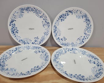 Mikasa Taryn Bone China 10" Dinner Plates - Set of 4