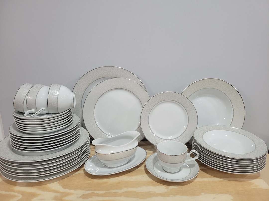 ディナープレート３枚☆Mikasa Mikasa Serena Jade Fine China Set Of 5 Dinner Plates 10 3/4