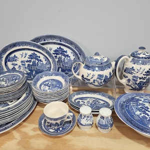 Johnson Brothers Willow Blue Dinnerware Set - Etsy