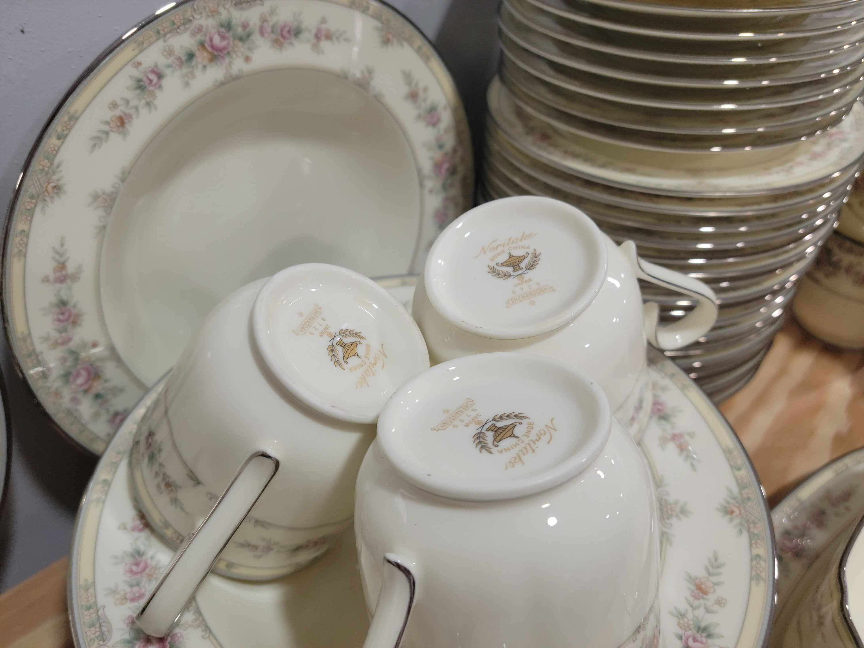 Noritake Shenandoah Bone China Dinnerware Setting - Etsy