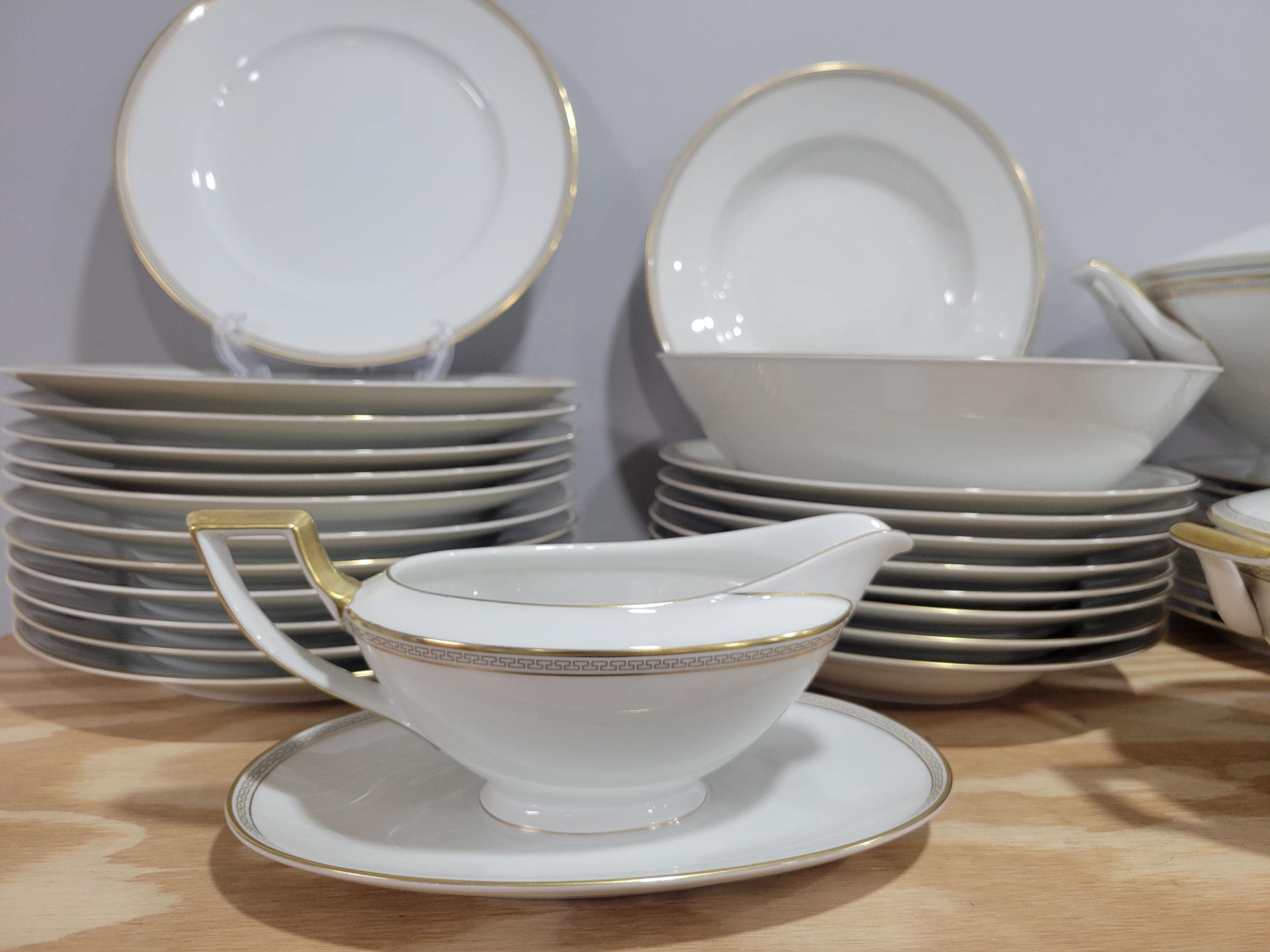 Heinrich & Co Selb Bavaria Greek Key Gray Gold Trim Dinnerware