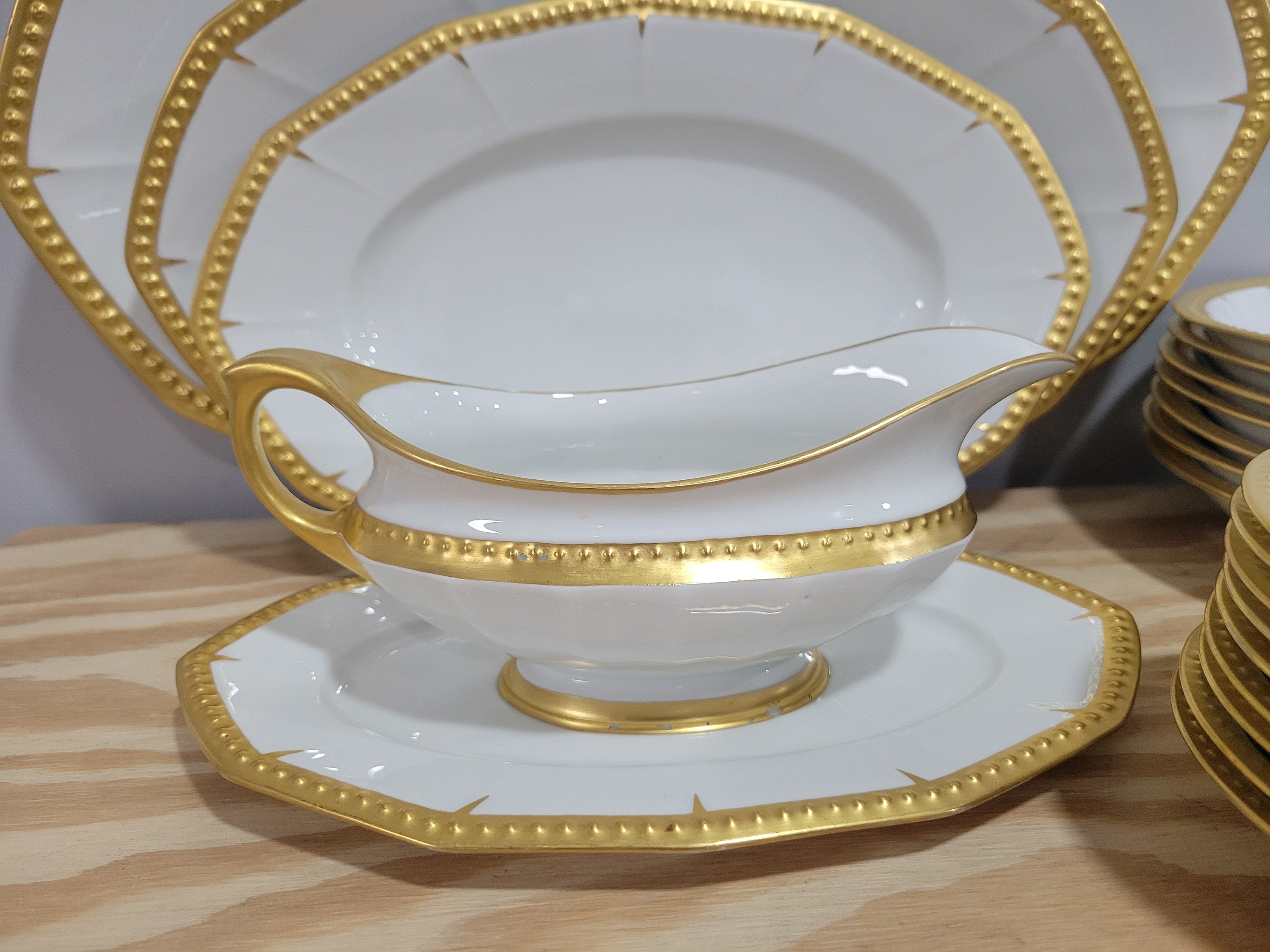 Hutschenreuther Selb LHS Bavaria Solid Gold Trim Porcelain