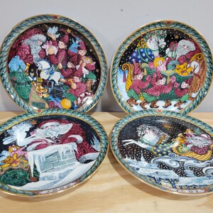 Bing Grondahl B&G Denmark Christmas Santa Claus Collection  Plate - Set of 4