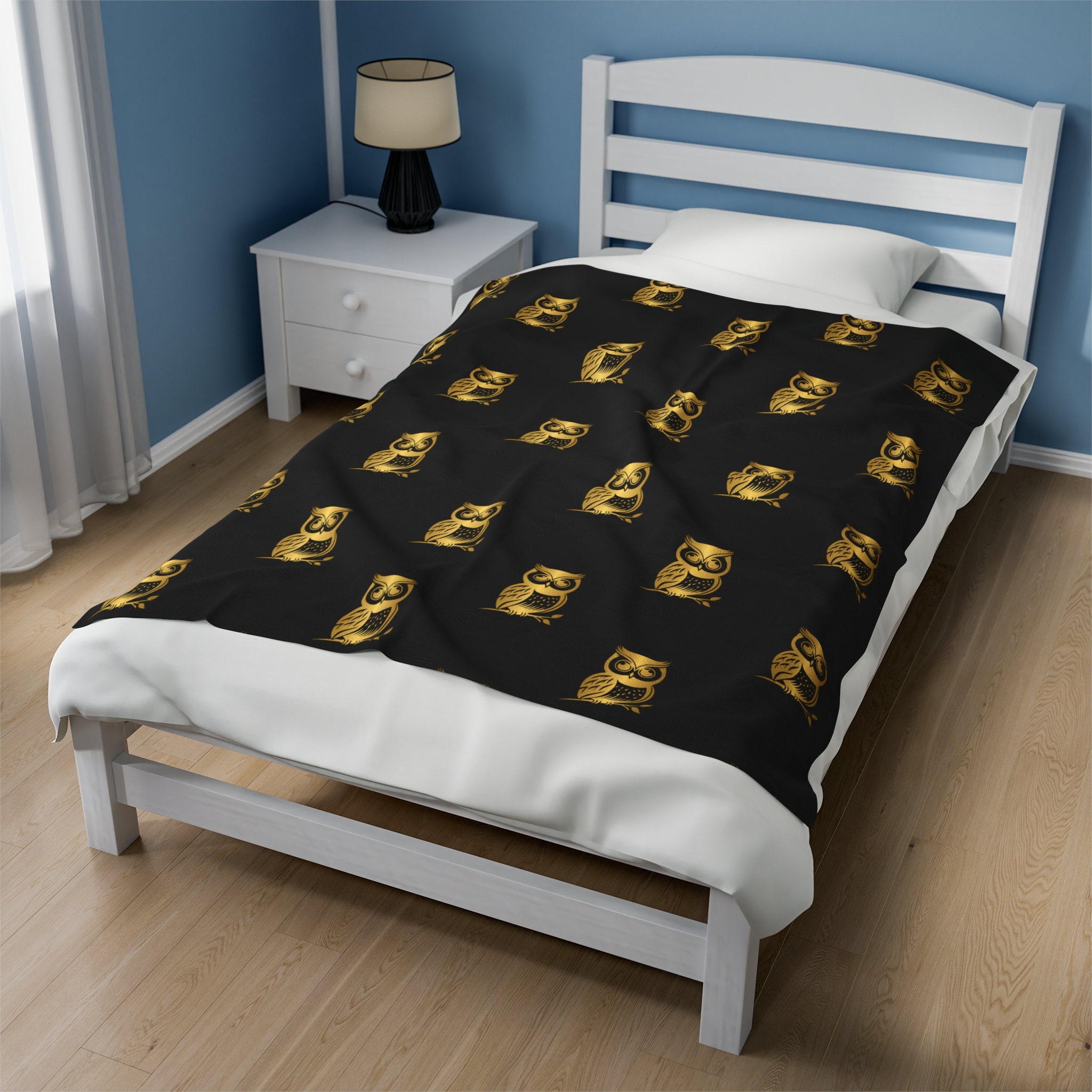 Gold Owl Velveteen Plush Blanket