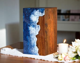 Urna de madera con forma de océano / Recuerdo conmemorativo artesanal / Caja de cremación inspirada en el mar para seres queridos