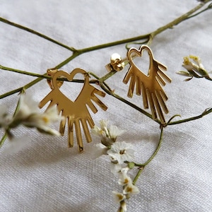 Heart-shaped stud earrings of your choice, in brass gilded with fine gold in France