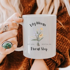 Colleen Hoover | It ends with us | Lily Bloom | Colleen Hoover Mug | Colleen Hoover fan | Bookish mug | Book lovers | It begins with us |
