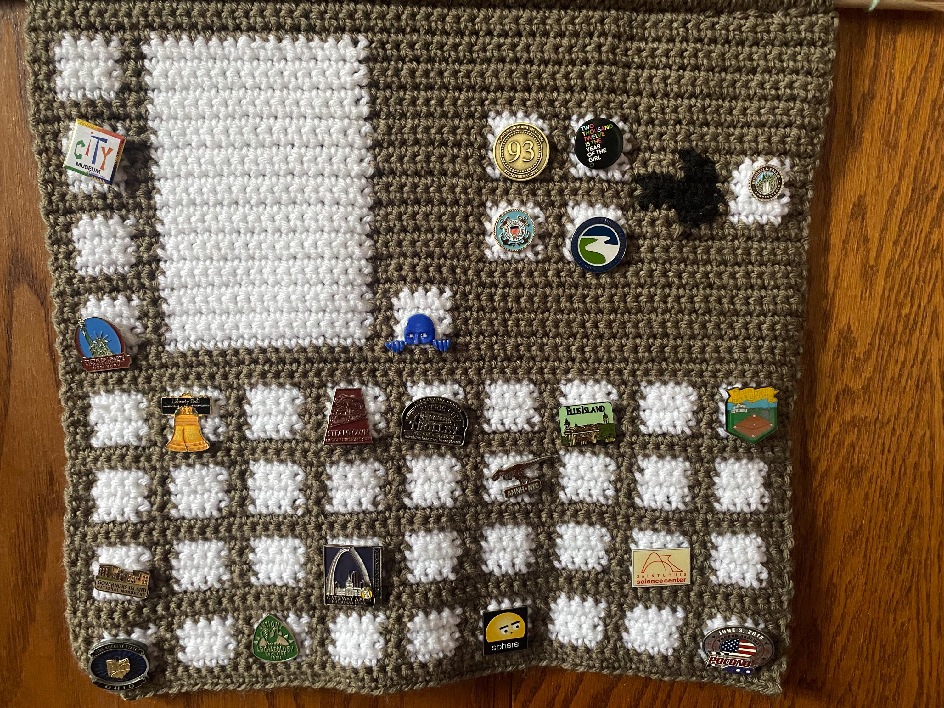 Crochet Pin Display [PATTERN ONLY] Minecraft Inventory Pin Display