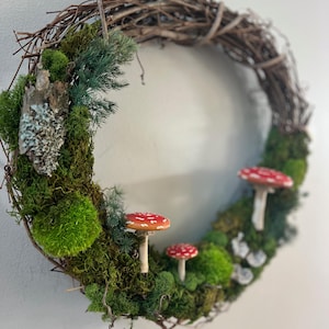 Mushroom Moss 18" Wreath, Living Wall Art, Terrarium, Forest Decor, Nature Organic, Natural Botanical, Eco Friendly, Free Shipping