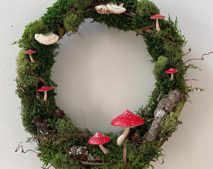 Featured listing image: Mushroom Moss Wreath: Mushrooms, Preserved Moss, 10"
