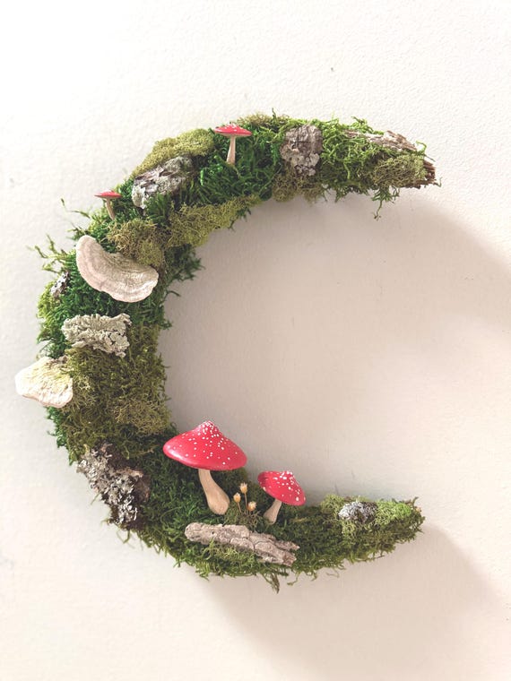 Mushroom Moss Moon Wreath