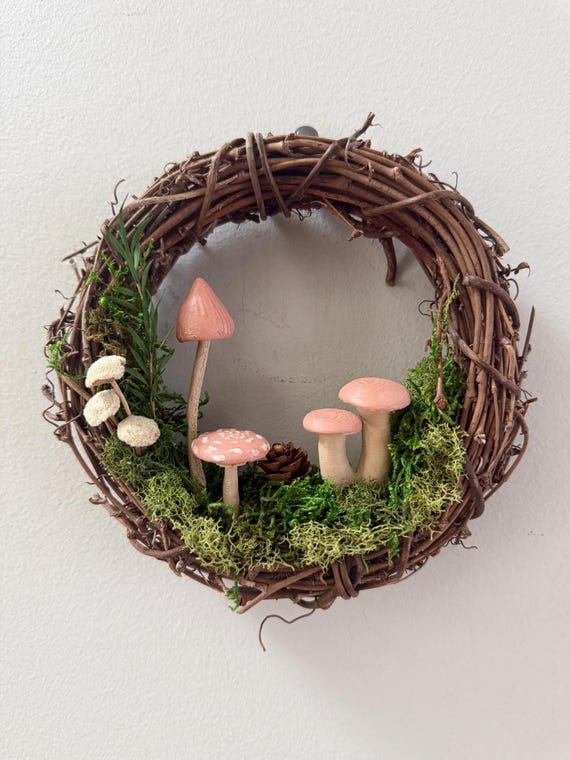 Mushroom Moss Mini Wreath Valentine