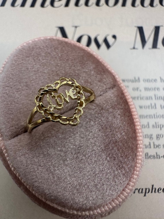 Vintage 10K Gold Love Filigree Heart Ring.