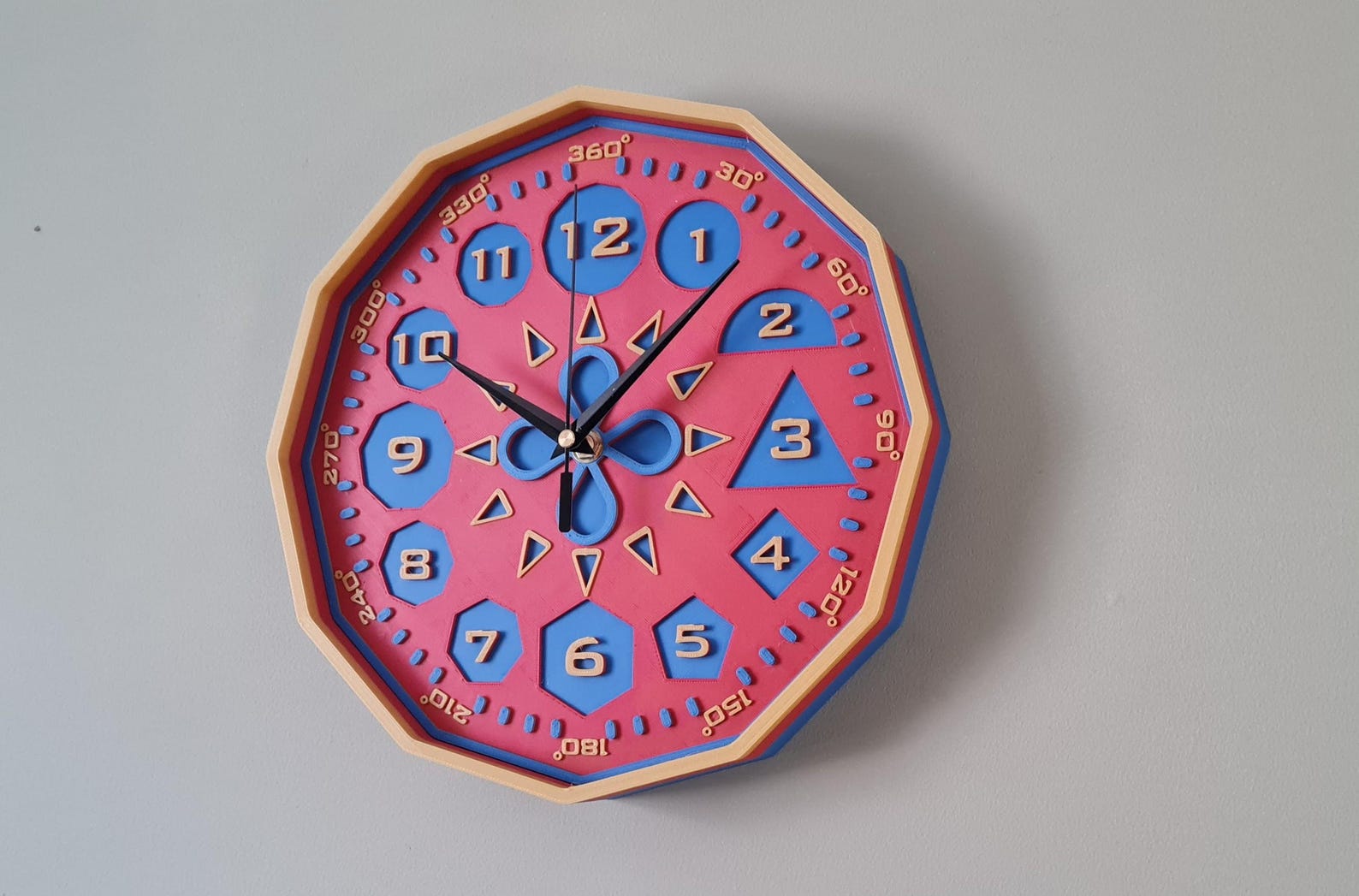 Dodecagon Geometry Wall Clock - Dodge Designs 3D Print - Etsy