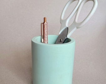 Mint Green Pot, Pen Pot Toothbrush Holder, Pastel Concrete Jesmonite Pot Light Green Plant Pot