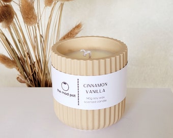Cinnamon Vanilla Soy Wax Candle, Warm Spiced Scent, Modern Decor, Handmade Jesmonite Pot, Vegan Wax Candle, Aesthetic Decor