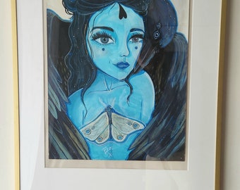 The crows loves her too